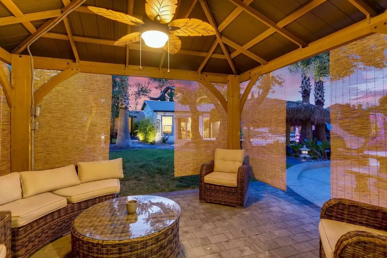 7Bd 5Ba Mansion W/ Lazy River Hot Tub Sleeps 26 Hotel Las Vegas