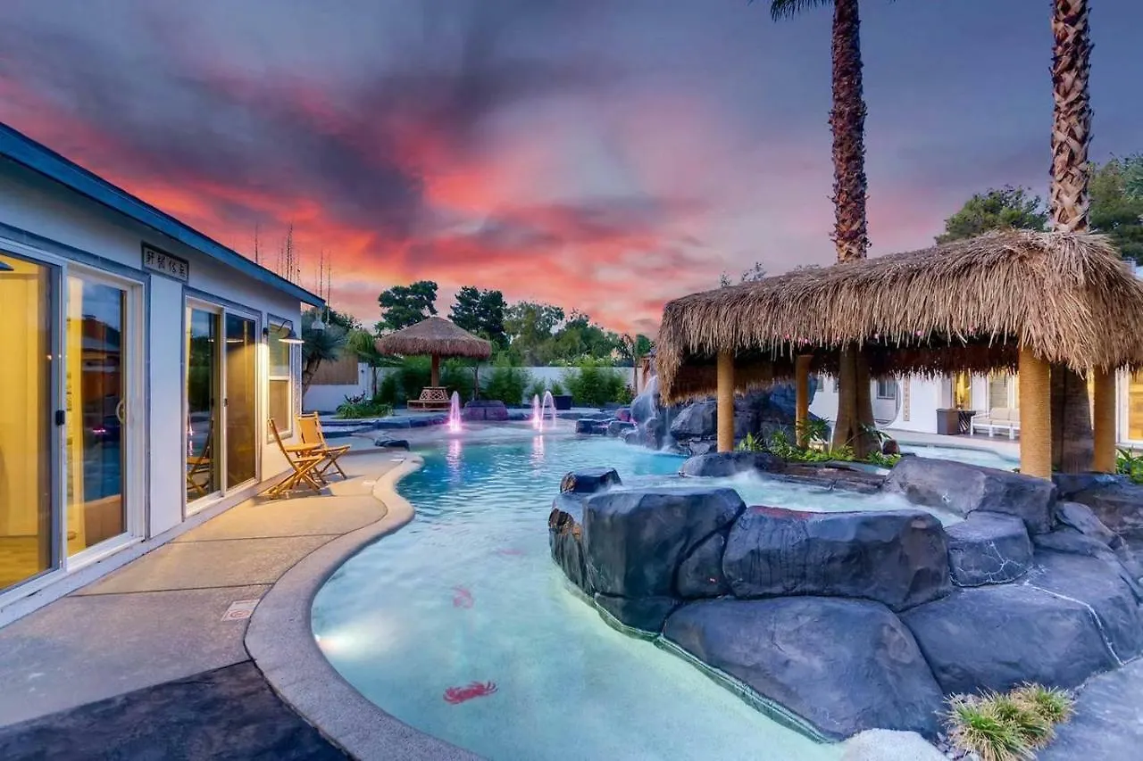 7Bd 5Ba Mansion W/ Lazy River Hot Tub Sleeps 26 Hotel Las Vegas 0*,